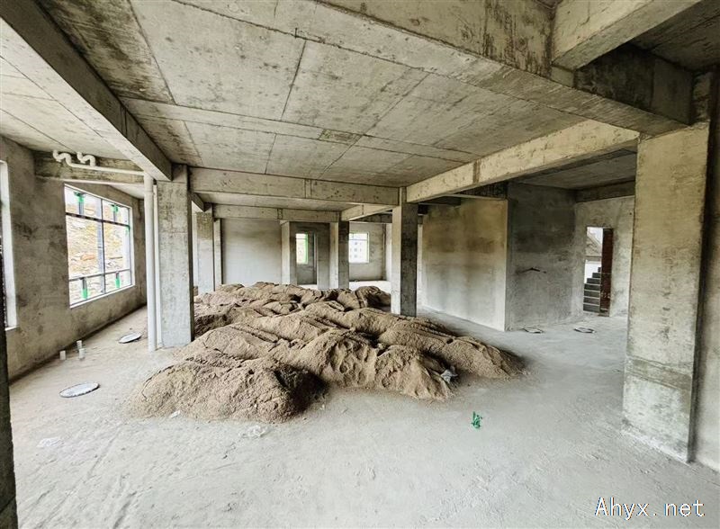 岳西莲云独栋出租-中农联隔壁-农商银行后面