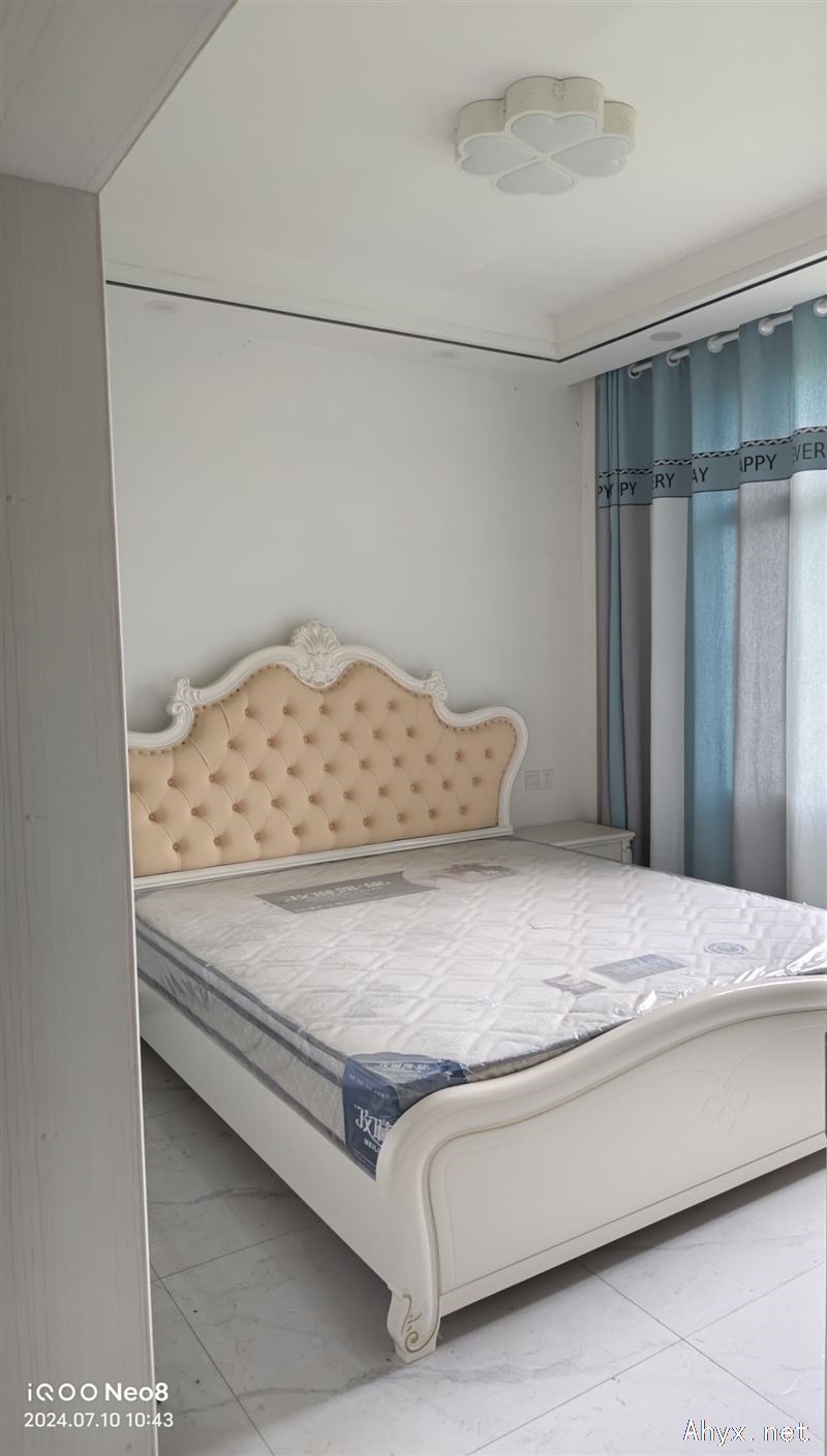 响肠加油站——新装修房屋出售