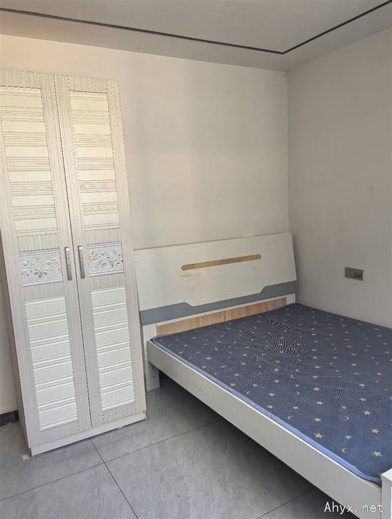 河湾安置区2楼出租  离恒太城 山货很近 