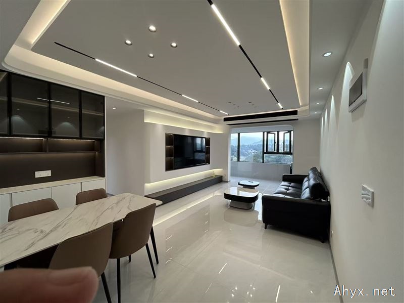 城北，三室两厅两卫边户全新装修