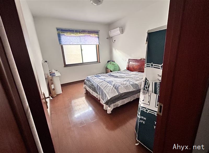 岳西县山货大市场四组团3号楼1单元 ,三室两厅房屋出租