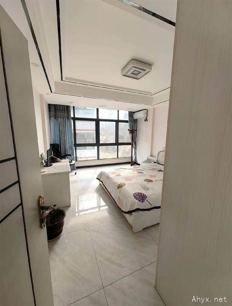 本人有套房出租 河湾安置区和新城花园