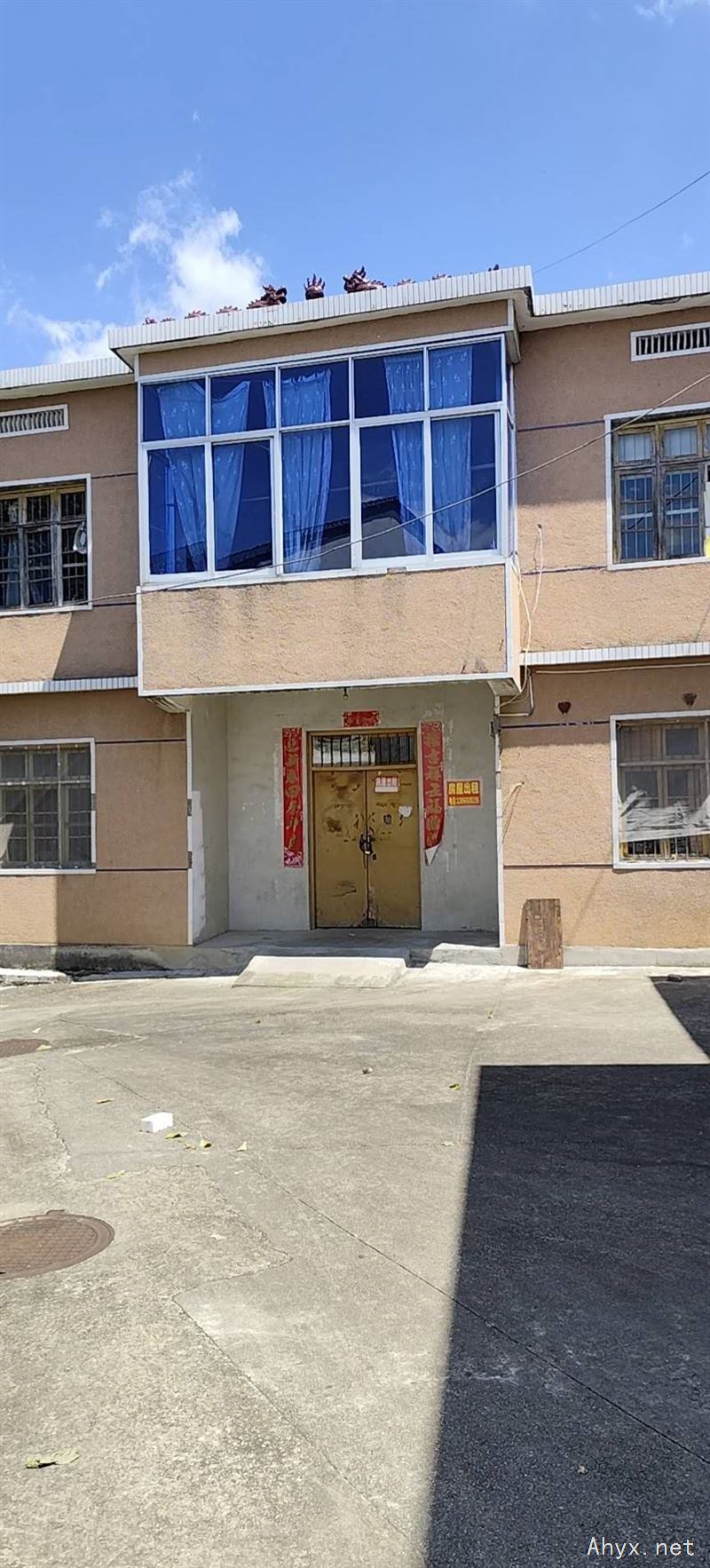南园田间地头对面，南苑家园小区后边有房岀租